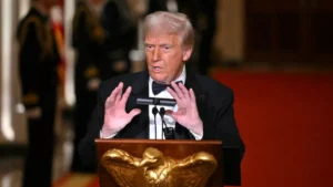 ट्रम्प ने सालभर में 18 हजार करोड़ चंदा जुटाया, बदले में अरबों डॉलर के फायदे देने का आरोप