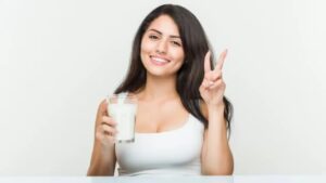 2 रूपए की यह चीज गर्म दूध में डालकर पियोगे तो शरीर बन जाएगा फौलादी 2 रूपए की यह चीज गर्म दूध में डालकर पियोगे तो शरीर बन जाएगा फौलादी