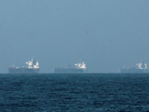 ईरान युद्ध का एशिया पर गहरा असर, तेल-गैस संकट से डगमगाई अर्थव्यवस्था