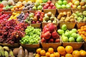 गर्मियों में डिहाइड्रेशन से बचने के लिये करें इन फलों का सेवन