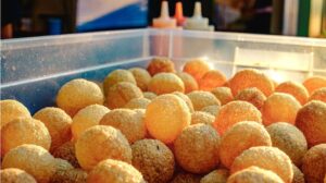 ये दस बीमारियां कर सकती हैं अटैक अगर आप खाते हैं स्ट्रीट फूड तो…