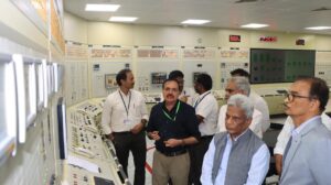 आत्मनिर्भर भारत की दिशा में बडा कदम, पर्यावरण के लिए सुरक्षित परमाणु तकनीक लगी हाथ आत्मनिर्भर भारत की दिशा में बडा कदम, पर्यावरण के लिए सुरक्षित परमाणु तकनीक लगी हाथ