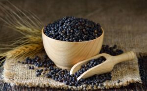 सुबह खाली पेट काली मिर्च खाने से जड़ से खत्म हो जाते हैं यह रोग