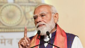 पीएम मोदी की अपील का असर, पेट्रोल बचाने के लिए कई राज्यों में बदली सरकारी व्यवस्था