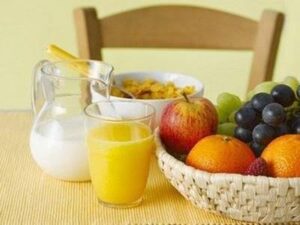 किसी भी उम्र में खुद को कैसे रखें स्वस्थ और फिट